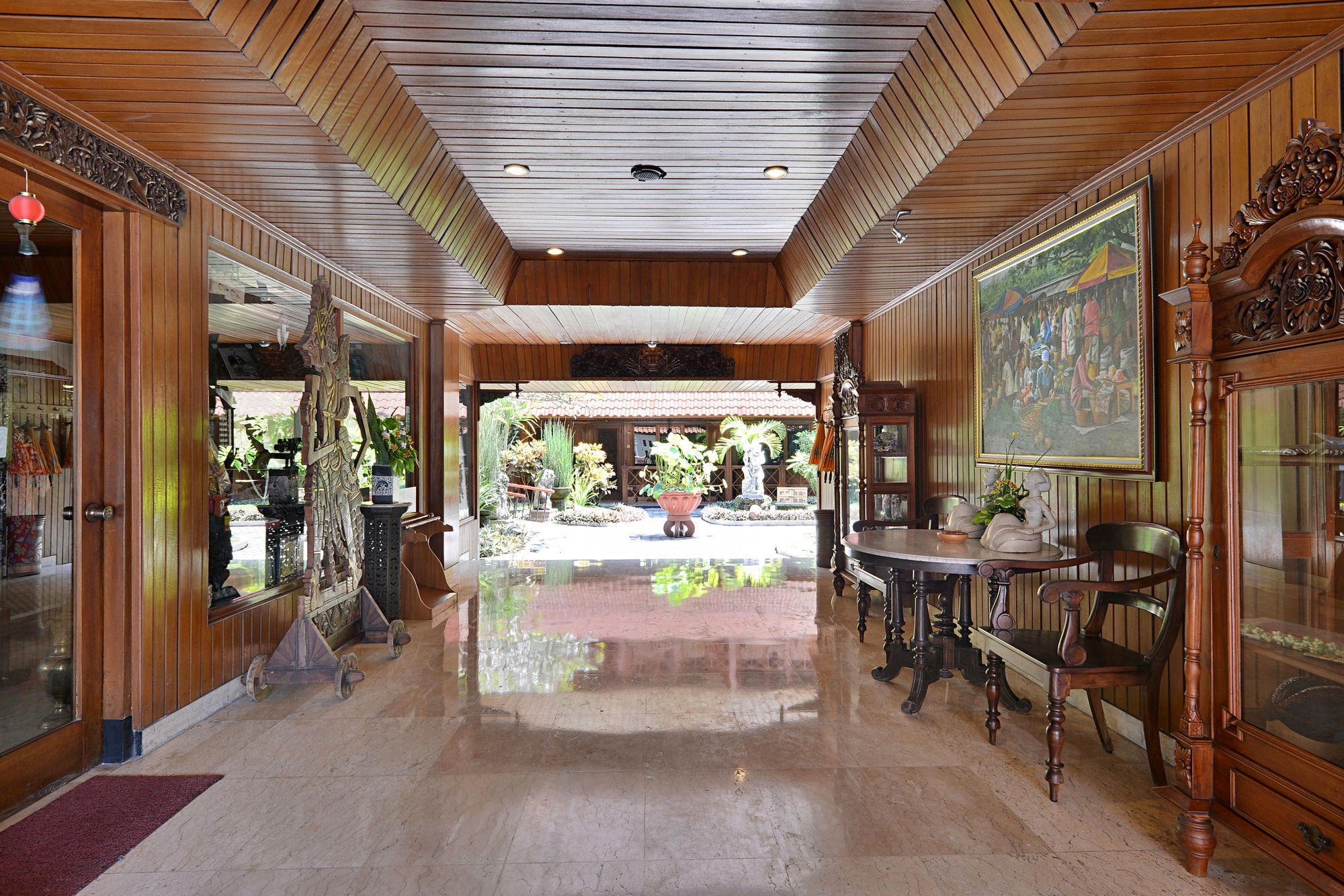 Puri Artha Hotel Yogyakarta Exterior foto
